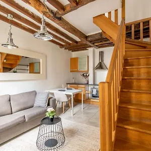 Apartamento Geranimus 36b : Hearth Of, París