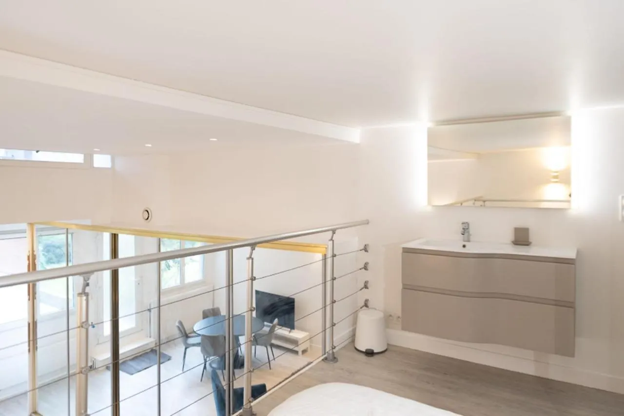 Paris 15Th - Residence Loft Duplex 4 Pers - Metro Apartamento